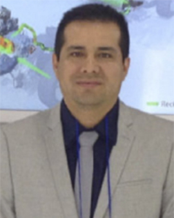 Efrén Fernández