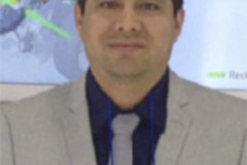 Obtención de título doctoral. Dr. Efrén Fernández Palomeque